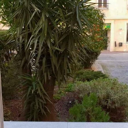 Location Saisonniere Apartman Menton Kültér fotó